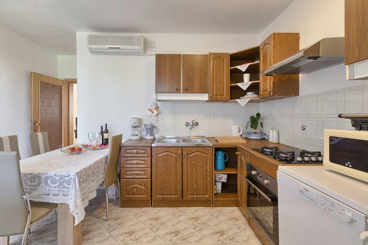 Apartman D&D, Dvorine 63 Banjole Eksteriør billede